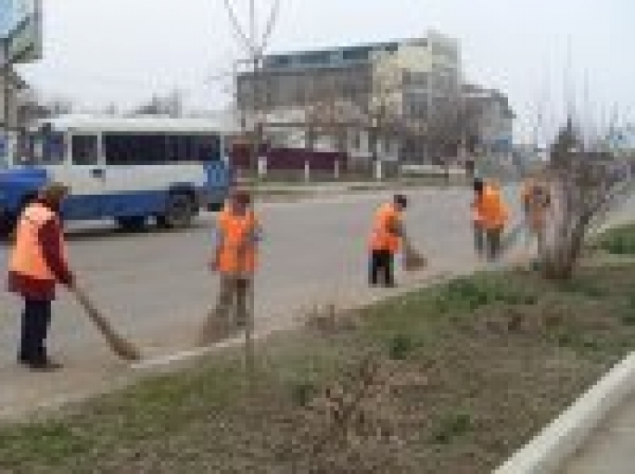 В Чадыр-Лунге стартовал двухмесячник по санитарной очистке, благоустройству и озеленению города