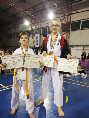 Чадыр-Лунгские каратисты взяли бронзу на соревнованиях в Румынии