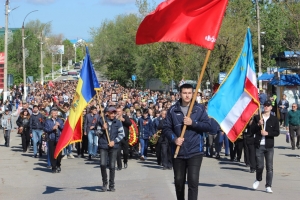 В день Победы в Чадыр-Лунге прошли парад и шествие «Бессмертного полка»