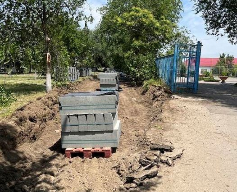 Примэрия реализует проект по строительству подъездной дороги к спортивной школе