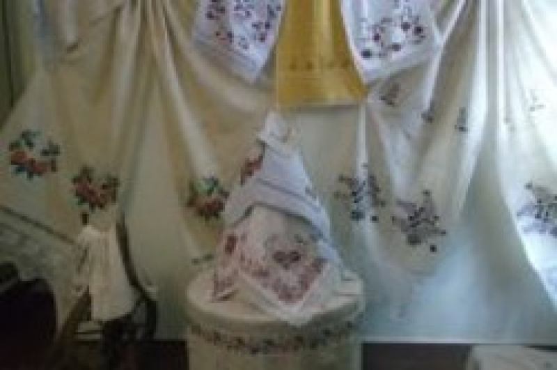 В Чадыр-Лунгском музее открылась выставка "Гагаузская вышивка"