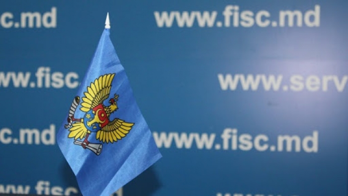 Государственная налоговая служба не отменила и не отложила срок подачи отчетов о доходах