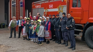 Коллективы ЕКЦ Чадыр-Лунги поздравили сотрудников полиции и спасателей с профессиональным днем