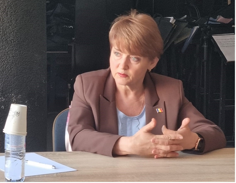 Депутат парламента Инга Сибова провела прием граждан в Чадыр-Лунге