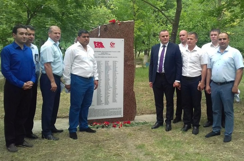 В Чадыр-Лунге установили памятник жертвам попытки госпереворота в Турции