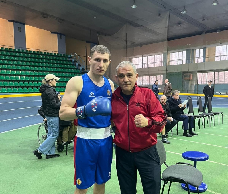 Чадыр-лунгский боксёр стал бронзовым призёром Чемпионата РМ