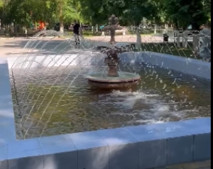 В Чадыр-Лунге протестировали работу фонтана