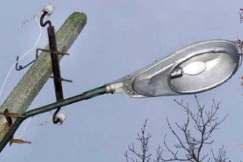 Идут работы по освещению города