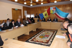 В публичных слушаниях в Чадыр-Лунге приняло участие около тридцати человек