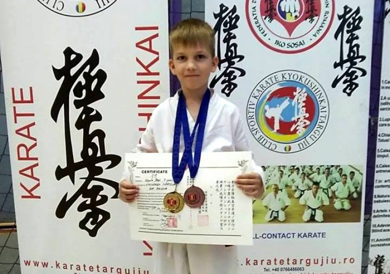 Безоговорочная победа Святослава Виноградова