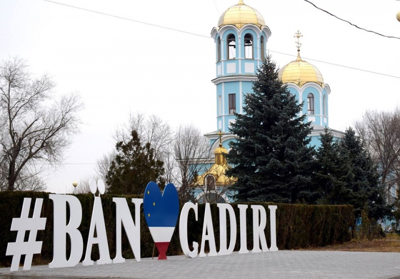 С Днем медицинского работника и фармацевта! В Чадыр-Лунге медиков поздравили оригинальным способом