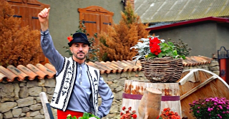 Валентин Орманжи вскоре представит новый альбом «Dostlar arasinda»