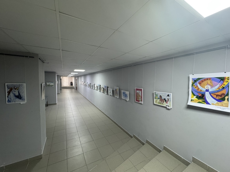 В Чадыр-Лунге открылась долгожданная картинная галерея