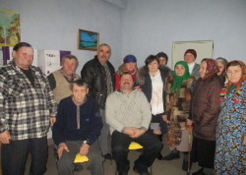 Коллектив FinComBankа подарил Дому престарелых два бойлера