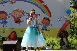 В Чадыр-Лунге празднуют День защиты детей (ВИДЕО)