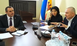 &laquo;Мы не дошли до уровня Швеции&raquo;. Слушания по закону о питании детей школах Гагаузии вызвали споры