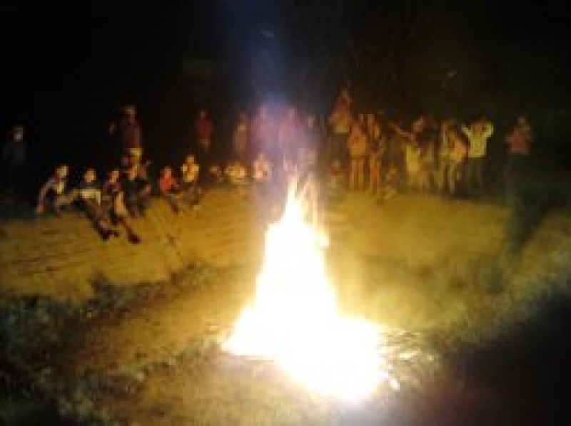 Первая смена в детском лагере "Достлук" в полном разгаре